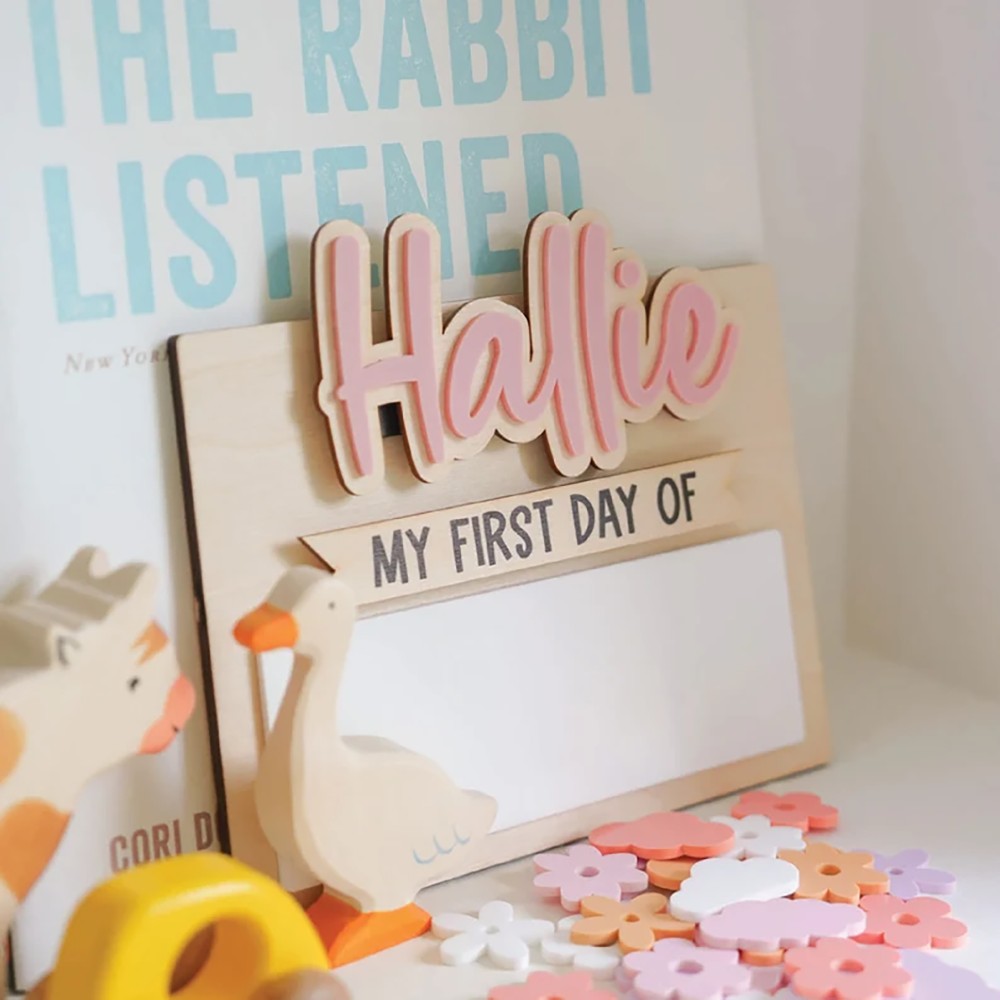 Home Decor For Wedding - 1 Buah Plakat Nama Kayu Sekolah